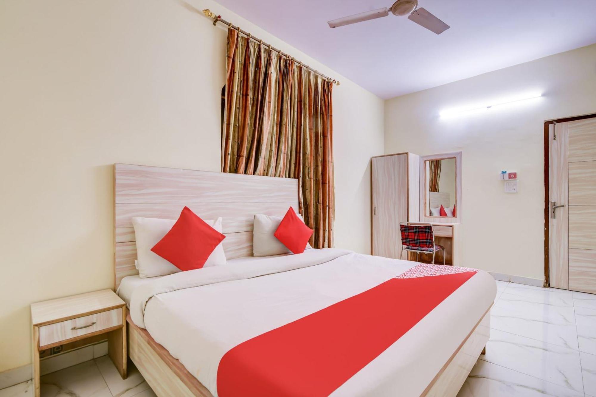 Hotel O 74192 Vishwakarma Palace 델리 외부 사진